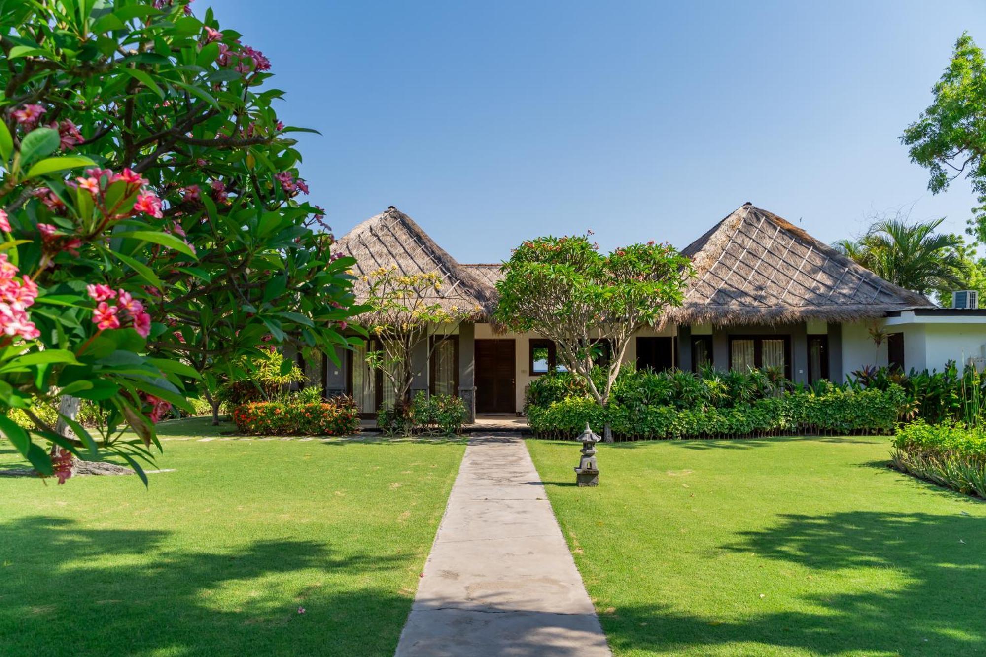 Villa Wilali เปมูเตรัน ภายนอก รูปภาพ